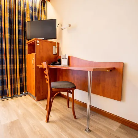 酒店 Fletcher Hotel-restaurant De Reiskoffer 波塞霍夫