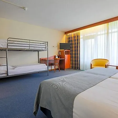 Fletcher Hotel-restaurant De Reiskoffer فندق 4*