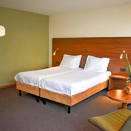 Fletcher Hotel-restaurant De Reiskoffer 4* Bosschenhoofd