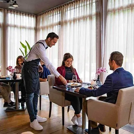 Fletcher Hotel-restaurant De Reiskoffer 酒店 波塞霍夫