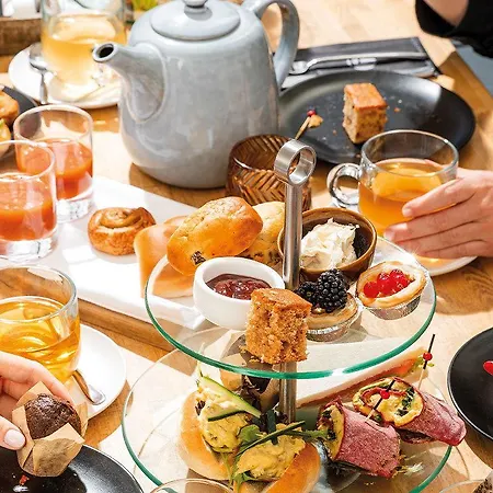 Fletcher Hotel-restaurant De Reiskoffer 波塞霍夫
