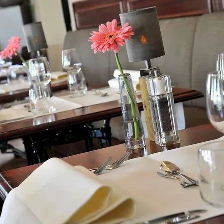 酒店 Fletcher Hotel-restaurant De Reiskoffer