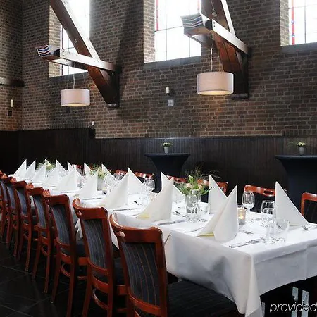 Fletcher Hotel-restaurant De Reiskoffer Hotel 4*