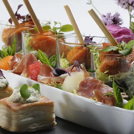 فندق Fletcher Hotel-restaurant De Reiskoffer 4*