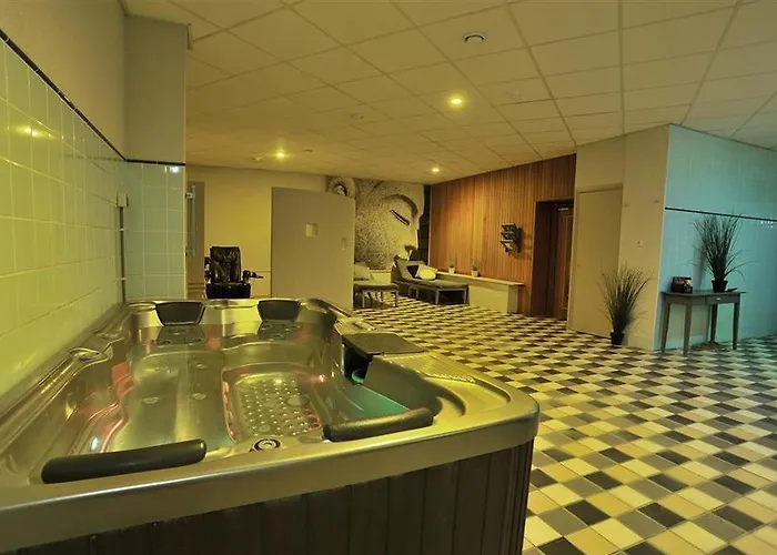 Hotell Fletcher Hotel-restaurant De Reiskoffer 4*