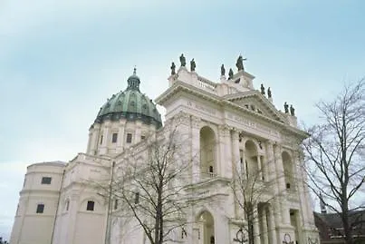 Fletcher Hotel-restaurant De Reiskoffer 4*