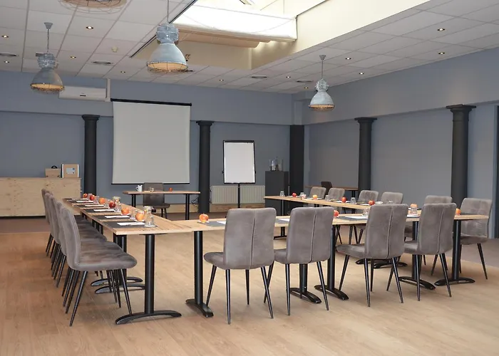 Fletcher Hotel-restaurant De Reiskoffer 4* Bosschenhoofd