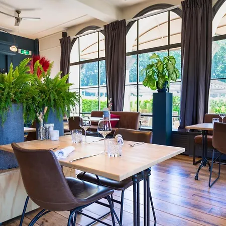 Fletcher Hotel-restaurant De Reiskoffer 4*