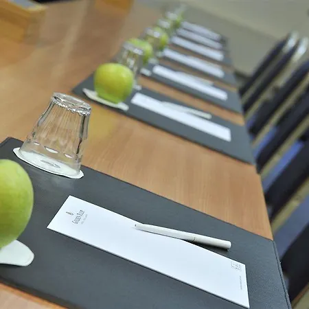 Fletcher Hotel-restaurant De Reiskoffer Hotel 4*