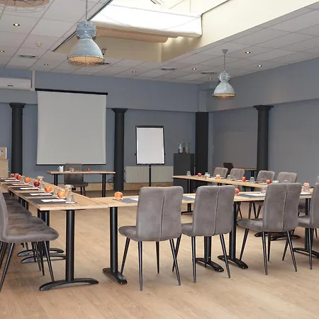 Fletcher Hotel-restaurant De Reiskoffer 4* Bosschenhoofd